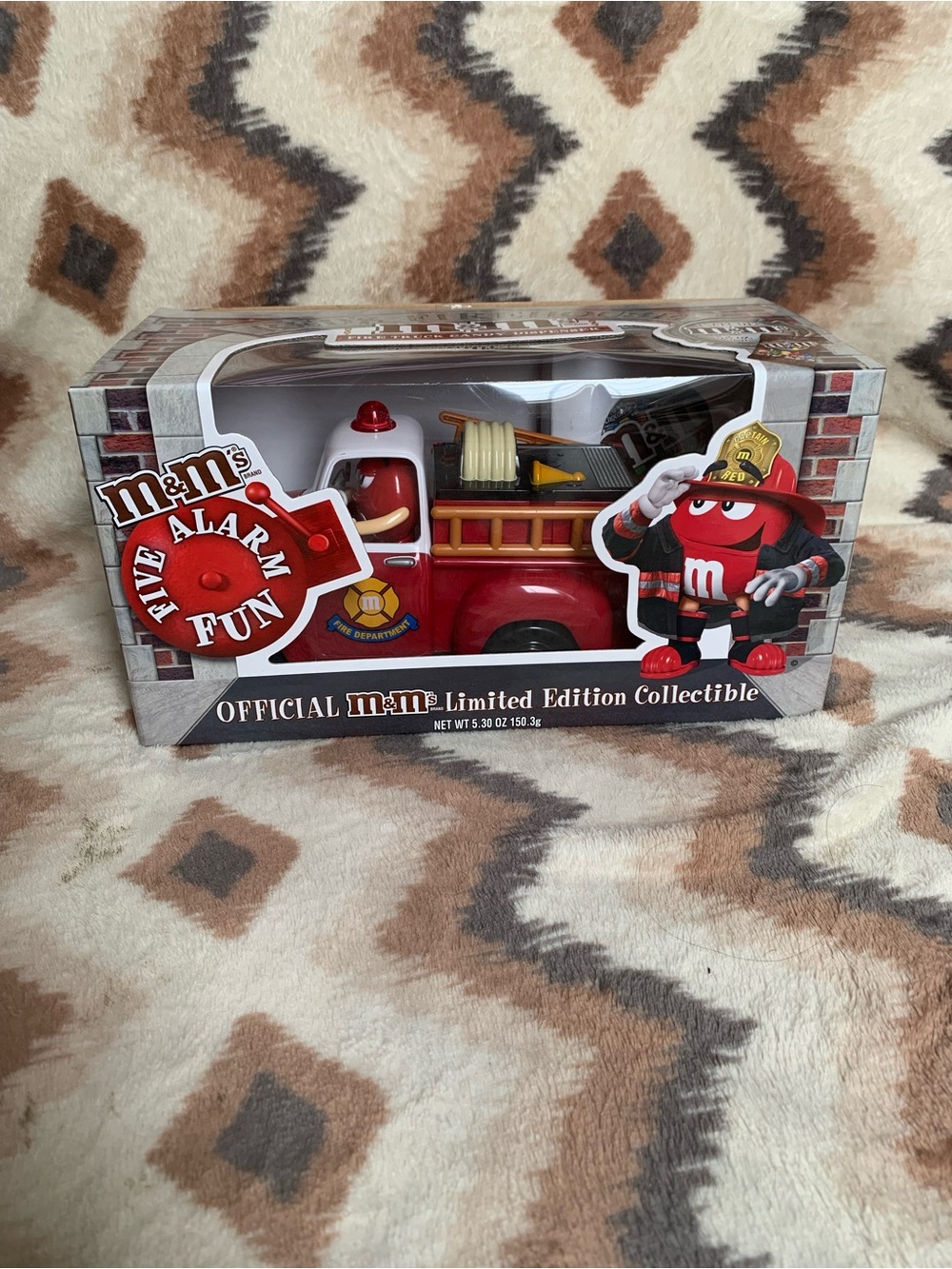 M&M’s Official Limited Edition LE Collectible FIRE TRUCK CANDY DISPENSER